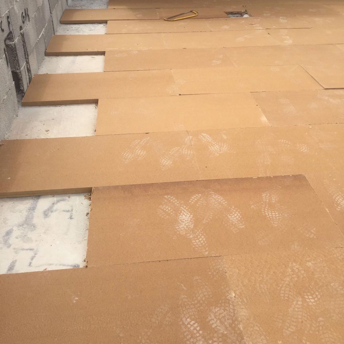 Fiber Wood FiberTherm Base installation on flat roof